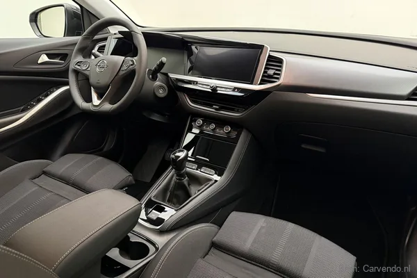 Opel Grandland, foto 3