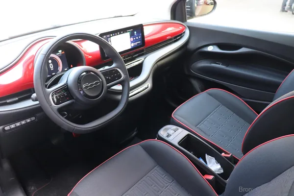Fiat 500e, foto 4