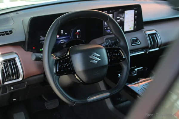 Suzuki e Vitara, foto 4