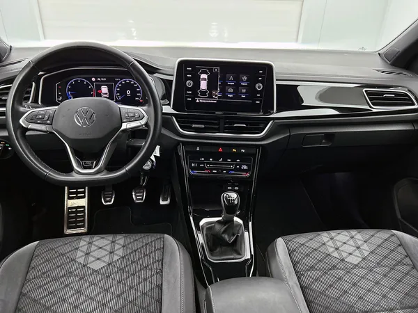 Volkswagen T-Roc, foto 4