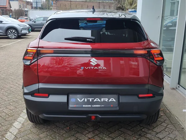 Suzuki e Vitara, foto 4